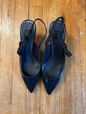 WHBM Navy Blue Patent Grosgrain Black Bow Slingback Heels Size 8